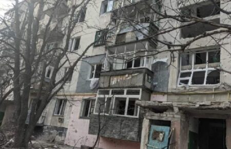 На Луганщині російські окупанти знищили ще 12 житлових будинків, є постраждалі