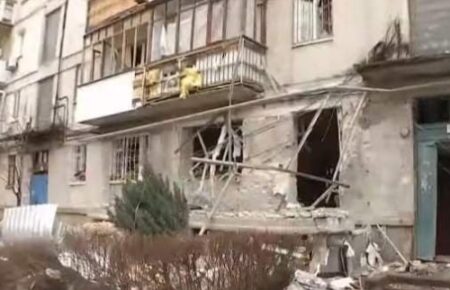 На Луганщині за добу окупанти зруйнували 11 будинків, загорілася цистерна з азотною кислотою