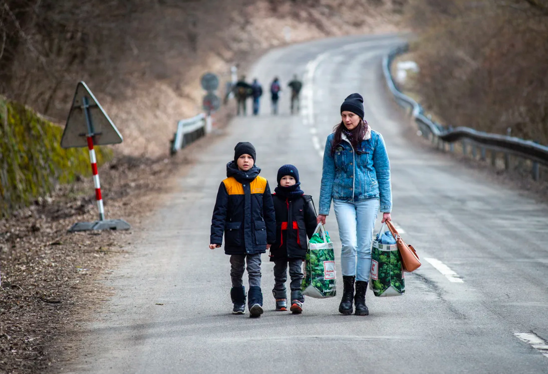 Соцопитування: 85% українських біженців планують повернутися додому