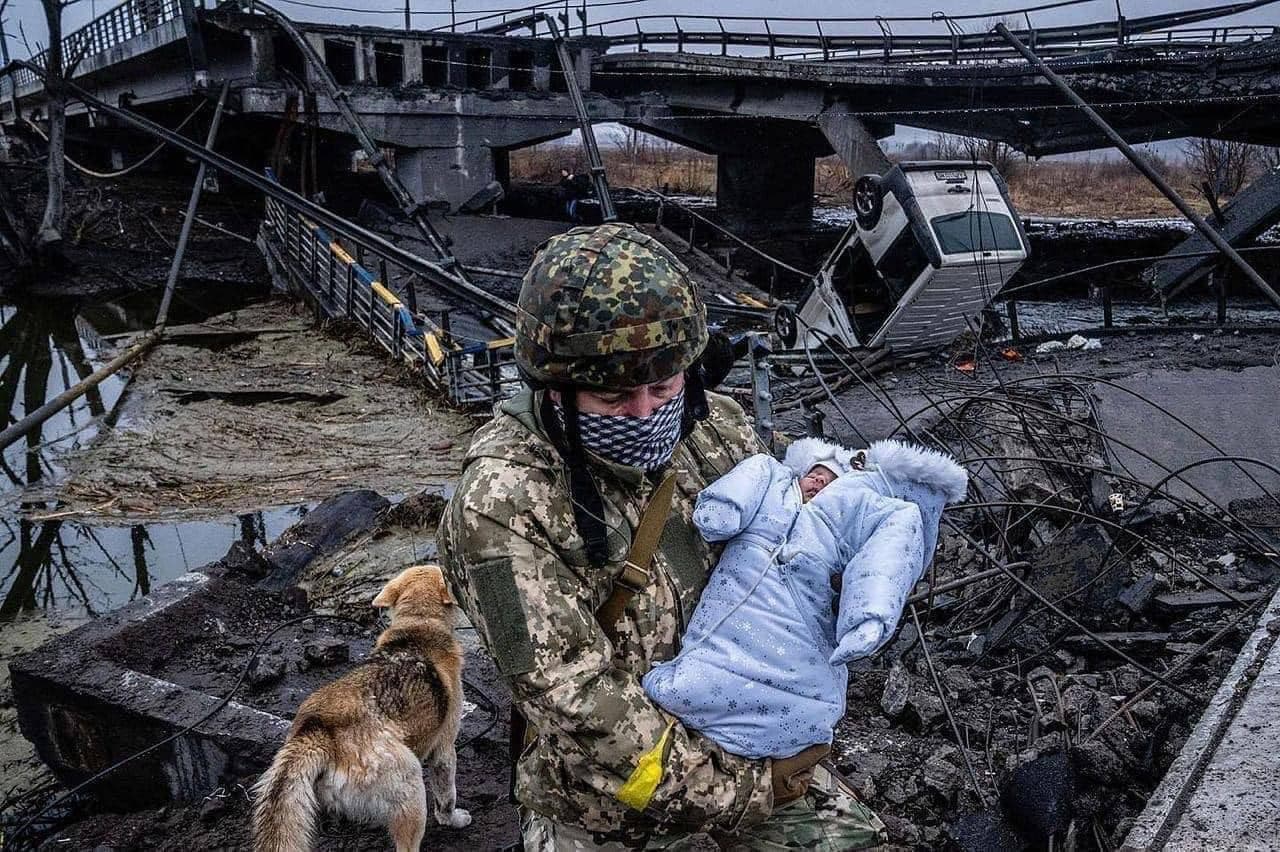 Катастрофические последствия войны для гражданских — HRW о правах человека в Украине в 2022 году