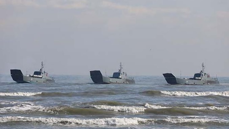 ФСБ заборонила вихід в Азовське море маломірним суднам з росії