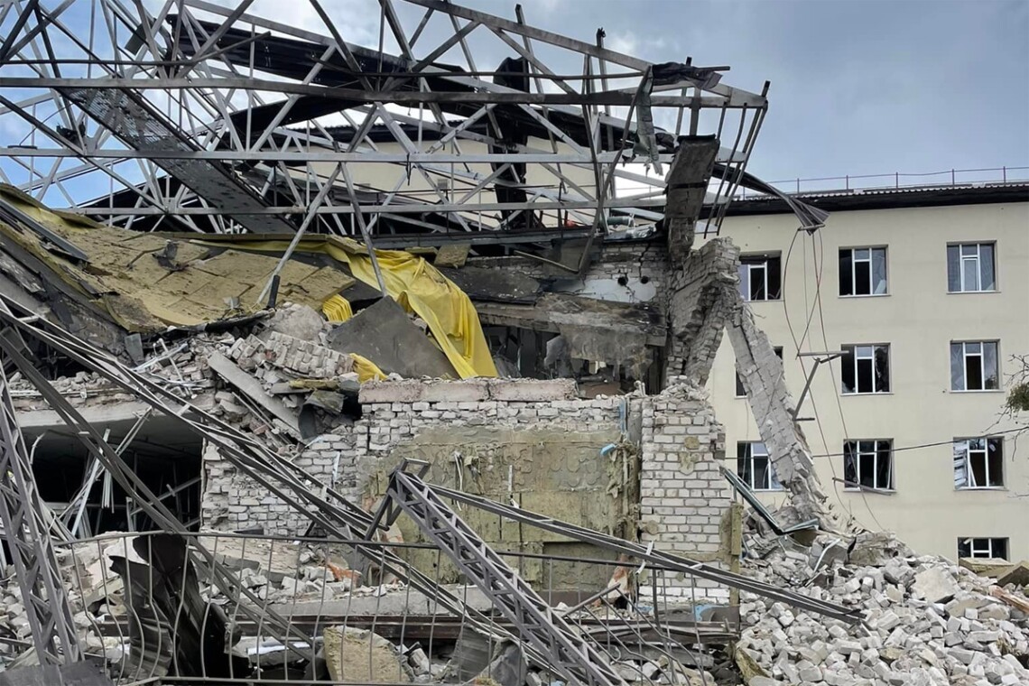 В Изюме из-под завалов дома извлекли тела 44 погибших гражданских — Синегубов