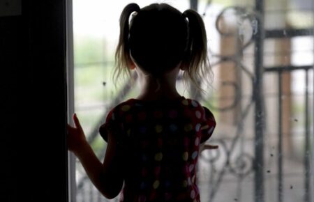 Понад сім тисяч українських дітей незаконно вивезли у Росію