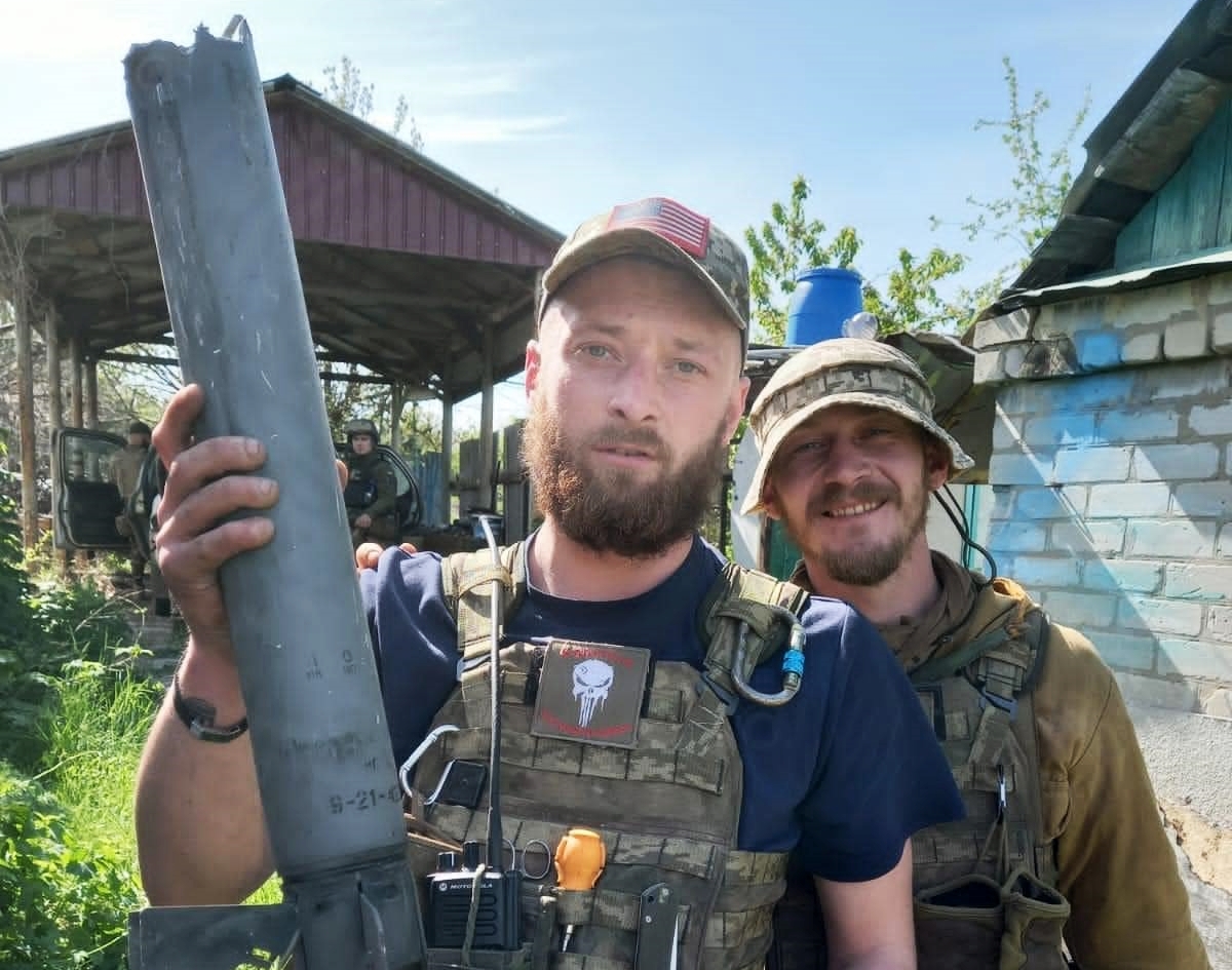 На Луганщині загинули двоє волонтерів із Закарпаття — Назар Дичук та Дмитро Биць