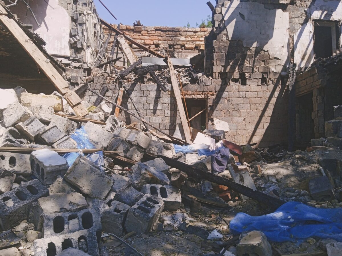 Зруйнована багатоповерхівка, Миколаїв