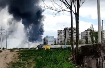 На «Азовсталь» окупанти намагаються прорватися танками  —  Андрющенко 