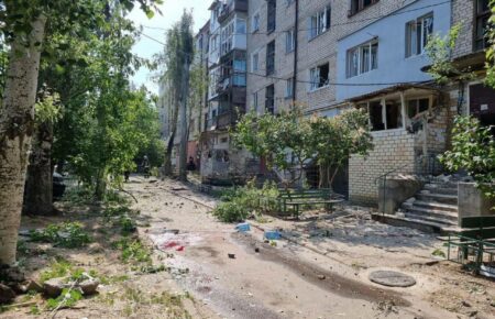 Російські окупанти обстріляли житлові будинки Миколаєва, є поранені — мер
