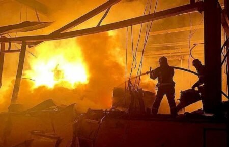 Армія рф обстріляла Дніпропетровщину: є серйозні руйнування, під завалами шукають людей