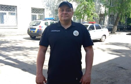 «Наша задача — обеспечить тыл ВСУ, чтобы им не вонзили нож в спину» — интервью с начальником полиции Славянска