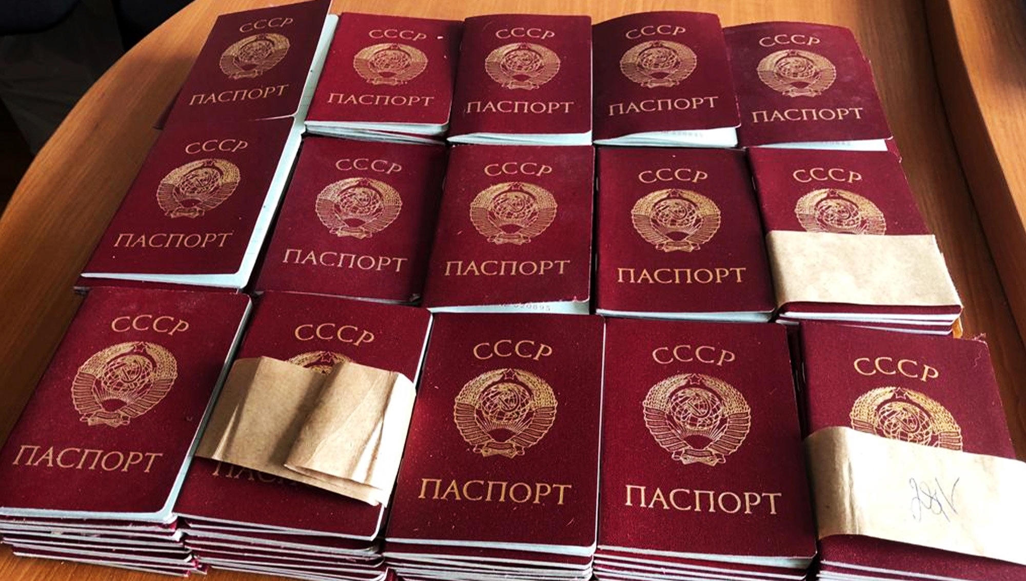 Росіяни планували роздавати на Київщині паспорти СРСР (фото)