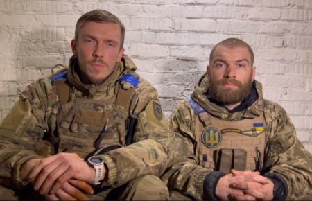 Бойцов «Азова» разбрасывают по СИЗО подальше от международных правозащитников — Дмитрий Снегирев
