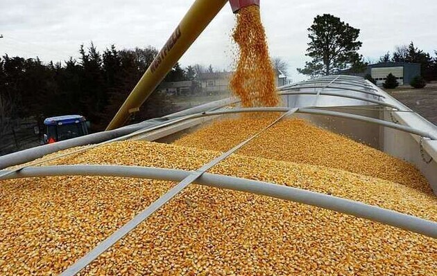 Росія шукає країни для продажу краденого в Україні зерна — NYT