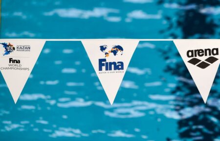 Міжнародна федерація плавання заборонила трансгендерам брати участь в елітних жіночих змаганнях