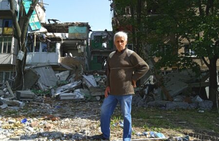 «Не знаєш, чи буде завтра»: як живе Бахмут, що стримує наступ окупантів на Слов'янськ
