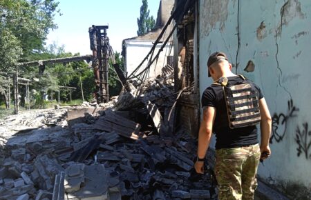 От российских обстрелов в Лисичанске на Луганщине продолжают гибнуть мирные люди