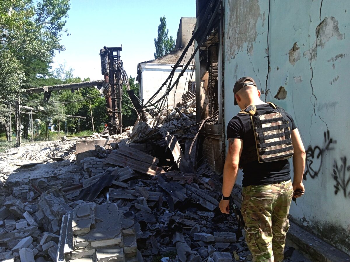 Від російських обстрілів у Лисичанську на Луганщині продовжують гинути мирні люди