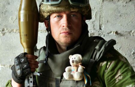 «Он защищал нас в самых горячих точках»: 40 дней со дня гибели в боях за Украину «киборга» Руслана Боровика