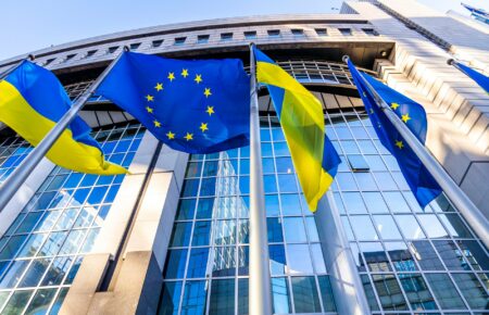 ЄС вирішив заспокоїти фермерів, посиленням контролю за експортом українського зерна