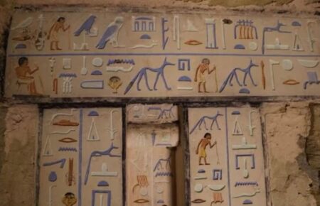 Археологи обнаружили в одной из гробниц Египта дверь в «загробный мир»