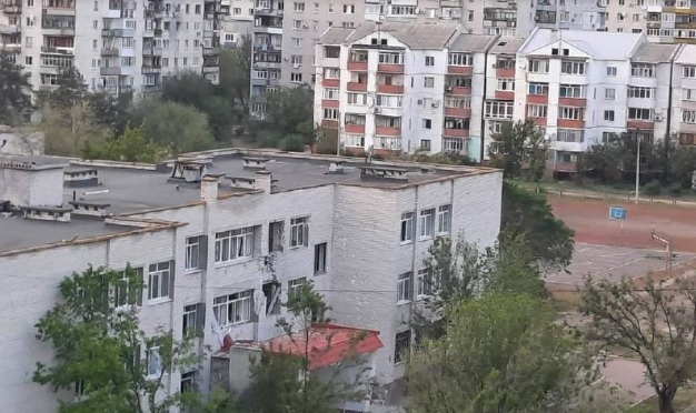 На Луганщині окупанти пошкодили ще 36 будинків, загинула жінка