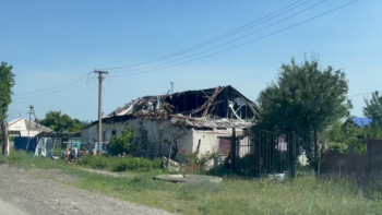 У Лисичанську немає жодного району, де не було б влучання снаряда — журналістка
