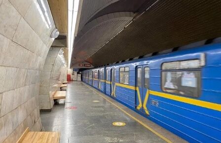 У Києві метро їздитиме частіше
