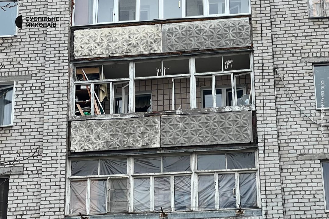 Окупанти зранку обстріляли житлові квартали Миколаєва, загинули щонайменше 3 людей, 4 — поранені