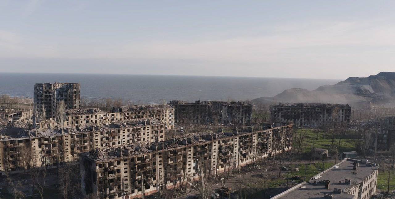 В Мариуполе больше всего тел погибших находят под развалинами «хрущевок» — Андрющенко