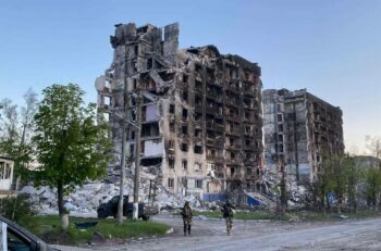 Попасная и Рубежное разрушены армией россии на 70-80% — военный эксперт
