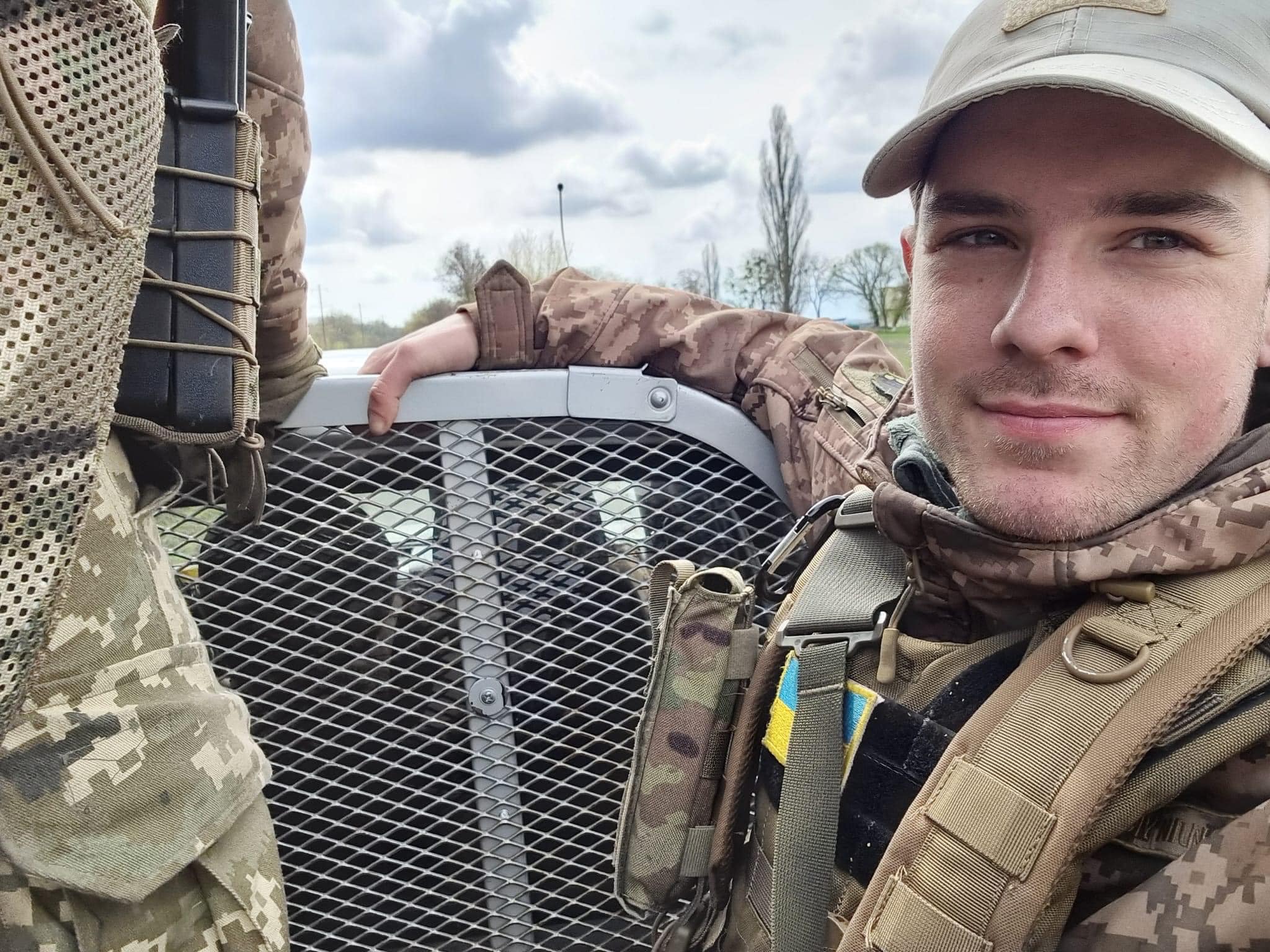 В бою погиб столичный активист Роман Ратушный