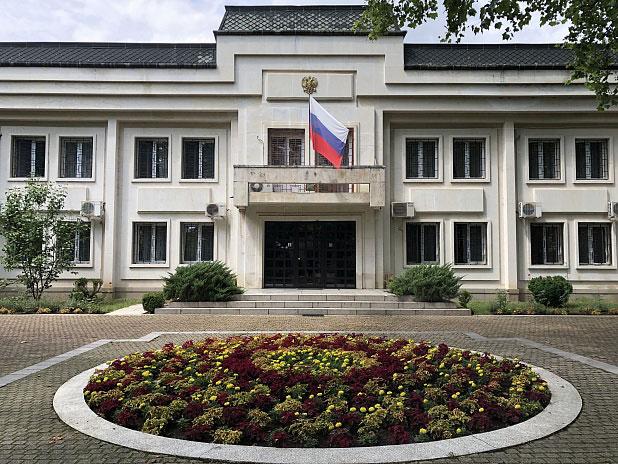 Болгарія висилає 70 російських дипломатів через «загрозу національній безпеці»