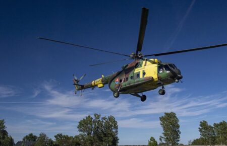 Словаччина передала Україні гелікоптери і боєприпаси до РСЗВ