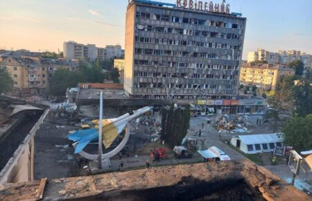 Число погибших после ракетного удара по центру Винницы возросло до 26 человек