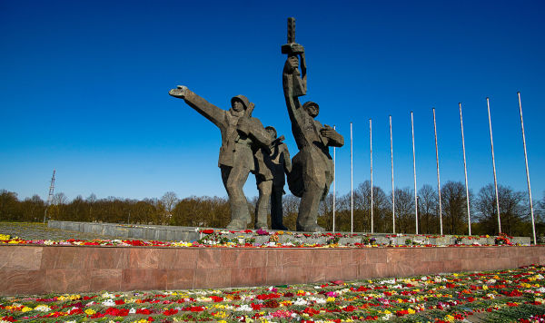 У Латвії знесуть 69 памʼятників радянського і нацистського режимів