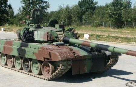 Польща передала Україні танки PT-91