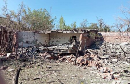 Окупанти за добу обстріляли Донеччину 34 рази та зруйнували 42 житлових будинки
