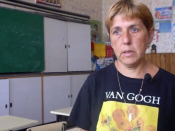 Жителі Мелітополя зневірюються, їм все важче «дихати» — вчителька Ганна Бут