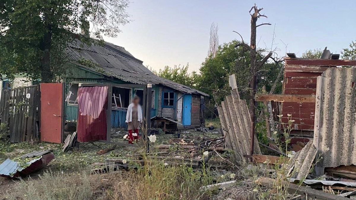 Для продвижения в направлении Донетчины российские оккупанты сжигают села — Гайдай