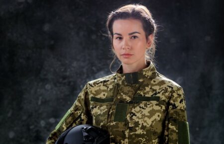 Проєкт «Arm Women Now» розпочав пошиття жіночої форми для військових