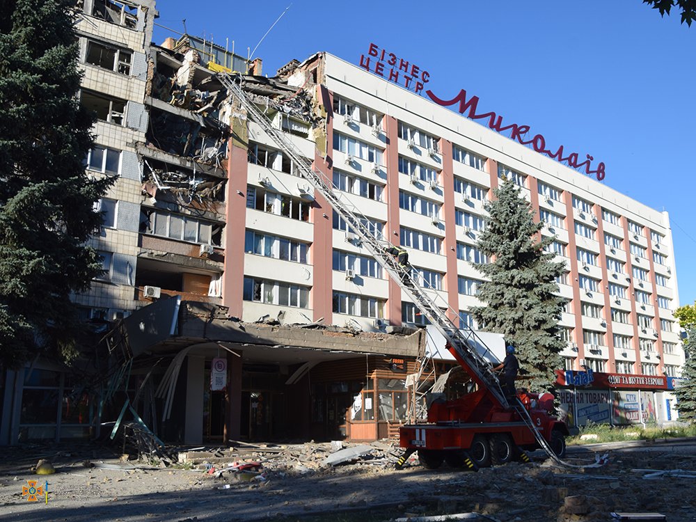 Окупанти обстріляли Миколаїв: є руйнування