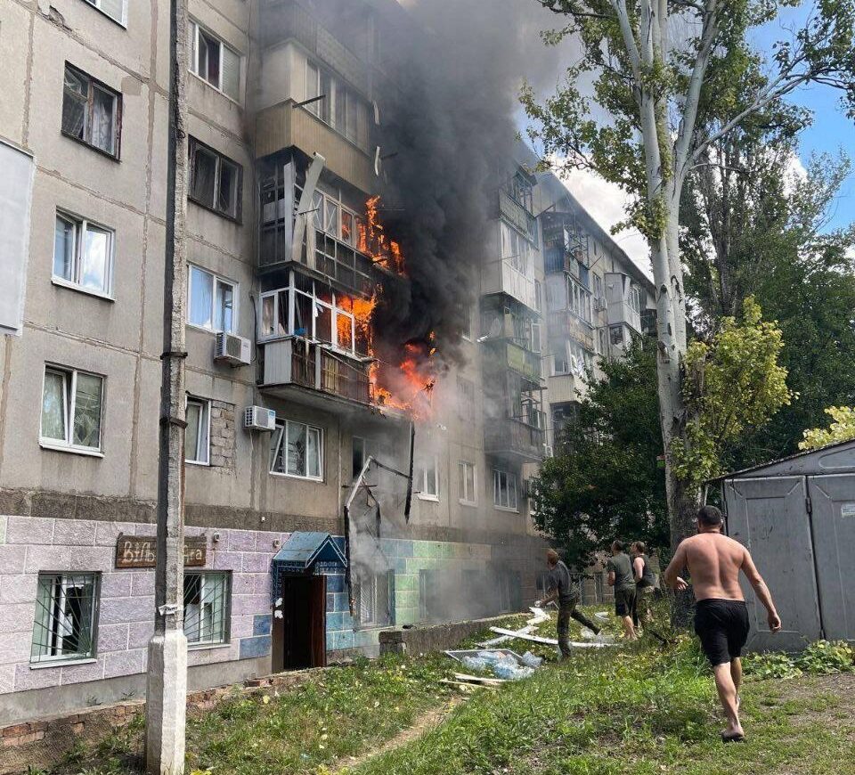 Россия снова ударила по Краматорску: по меньшей мере, один человек погиб (фото)