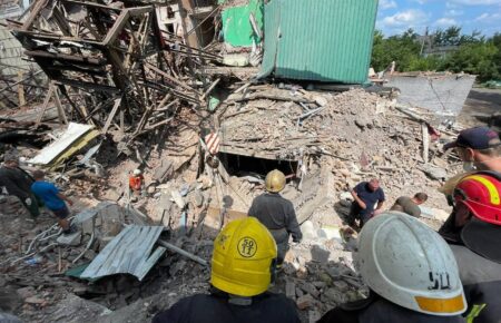 Обстрел Чугуева из ЗРК С-300: спасатели завершили поиск погибших