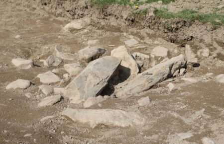 Археологи обнаружили доисторическое захоронение в Уэльсе