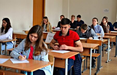 В Україні мультипредметний тест складатиме 181 тисяча вступників – Вакуленко