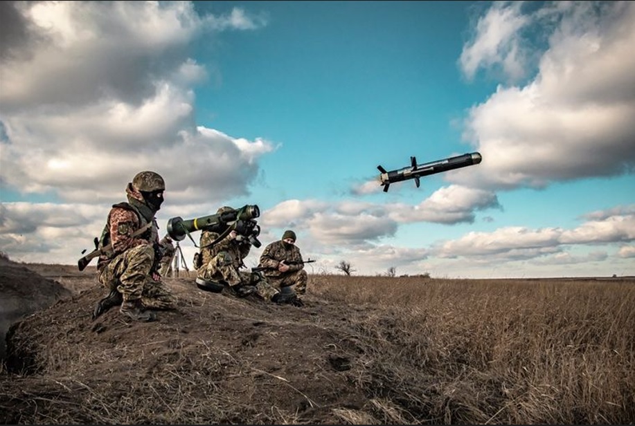 Украине срочно нужно оружие, а не белые флаги — The Times