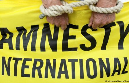 У звіті Amnesty International використано «свідчення» людей з «фільтраційних таборів» — Центр стратегічних комунікацій