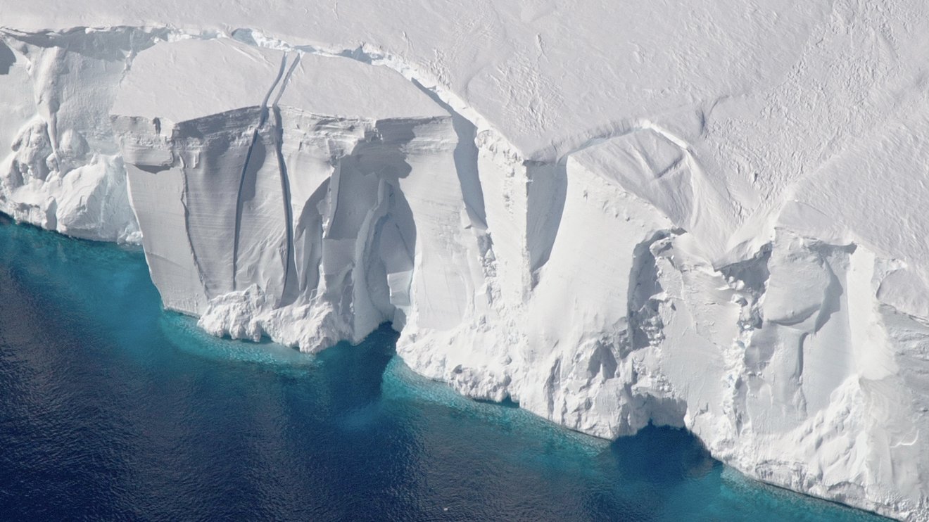 Шельфовые ледники Антарктики разрушаются вдвое быстрее, чем предполагалось — NASA