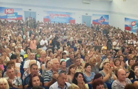 «Референдум» в Запорожской области: оккупанты завезли в Мелитополь «массовку» — мэр