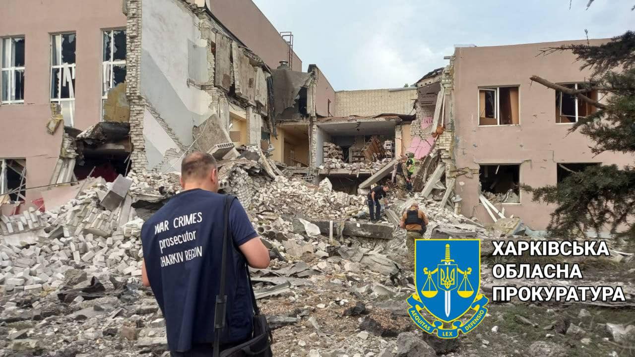 У Харкові окупанти ракетним ударом зруйнували корпуси закладу вищої освіти