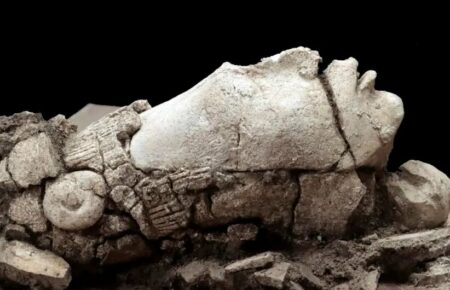 У Мексиці археологи знайшли давні ольмекські рельєфи